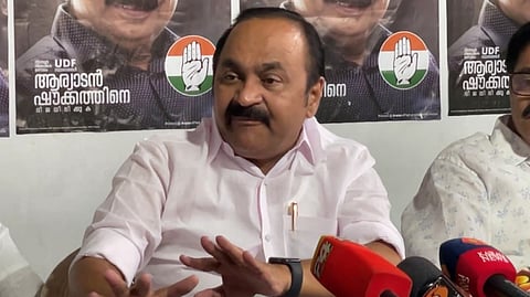 vd satheesan against pinarayi vijayan