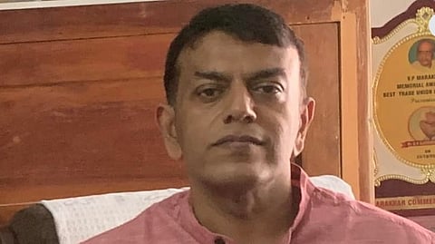 'മുന്‍ മുഖ്യമന്ത്രിയുടെ മകനായതിന്റെ പേരില്‍ യോഗ്യത മറികടന്നോ?'  വി എ അരുണ്‍കുമാറിനെതിരെ കേസെടുക്കാന്‍ നിര്‍ദേശം നല്‍കി ഹൈക്കോടതി
