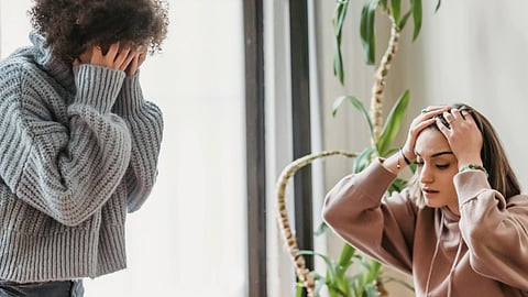 woman blaming makes other upset