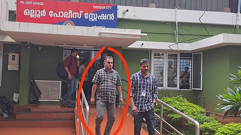 ഇന്‍ഷുറന്‍സ് രേഖകള്‍ തയ്യാറാക്കാന്‍ 2000 രൂപ കൈക്കൂലി; പൊലീസുകാരനെ കയ്യോടെ പൊക്കി വിജിലന്‍സ്
