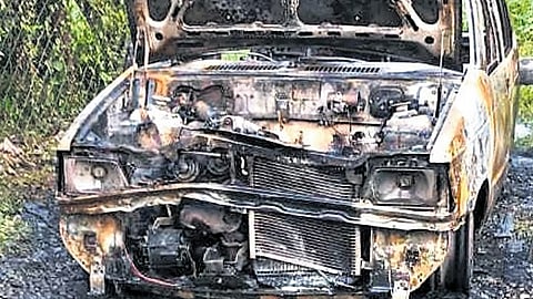 അപകടത്തിന് കാരണം ഇന്ധന ചോര്‍ച്ചയോ?, മോട്ടോറില്‍ സ്പാര്‍ക്ക് ഉണ്ടായി?; സെന്‍ട്രല്‍ ലോക്കിങ് സിസ്റ്റം പ്രവര്‍ത്തനരഹിതമായി