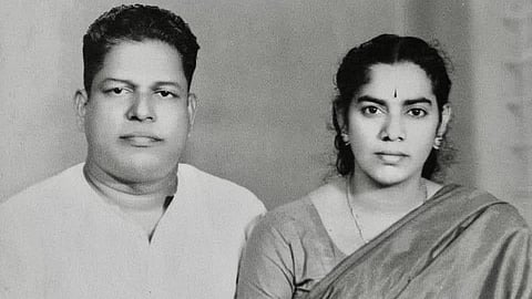 V S Achuthanandan and his wife