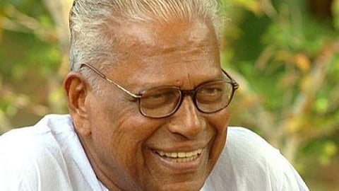 Panakkad Thangal says VS's demise is a great loss for Kerala
