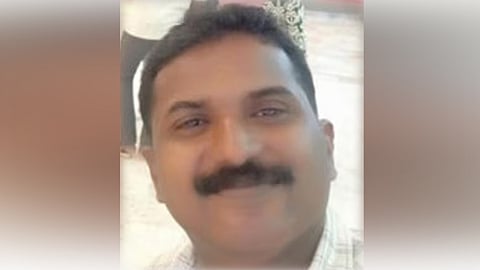 അധ്യാപികയായ ഭാര്യയ്ക്ക് 12 വർഷമായി ശമ്പളമില്ല; മകന്റെ പഠനത്തിന് പണം കണ്ടെത്താനായില്ല; മനംനൊന്ത് യുവാവ് ജീവനൊടുക്കി