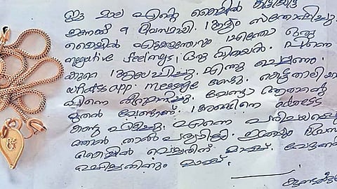 thief returned the stolen Thali necklace