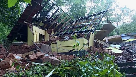 Major blast rented house in Kannur One killed
