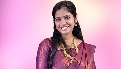 college teacher dies in road accident