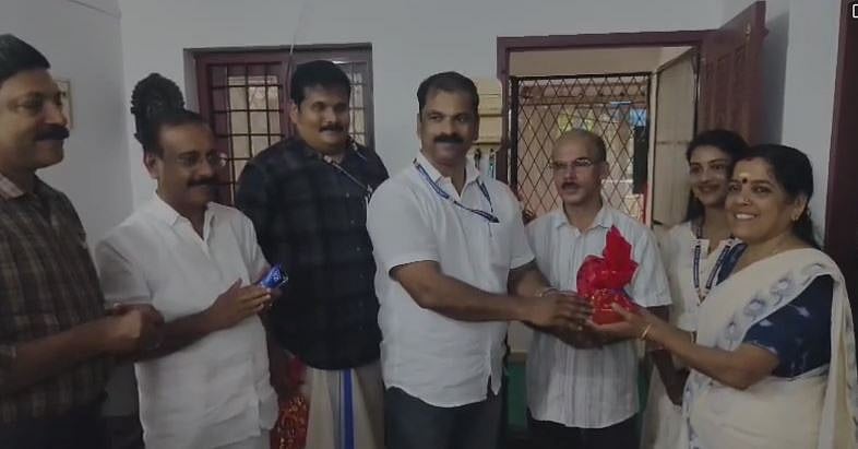 പതിവ് തെറ്റിയില്ല, ചാഴൂര്‍ കോവിലകത്തേക്ക് സര്‍ക്കാരിന്റെ ...