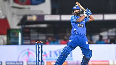 kcl kochi blue tigers kollam sailors