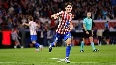 Julián Alvarez hat-trick