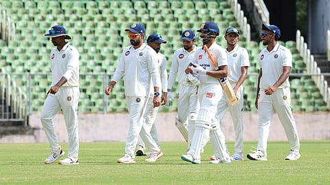 Kerala and Maharashtra players leaving the ground after the match