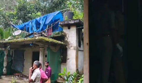 Father and son found hanged inside house in kanjirappally