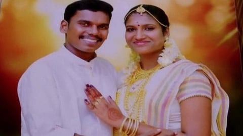 Reshma suicide case is a tragic incident highlighting the issues of dowry harassment and domestic violence in Kerala.