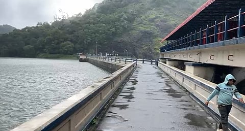 Ponmudi dam