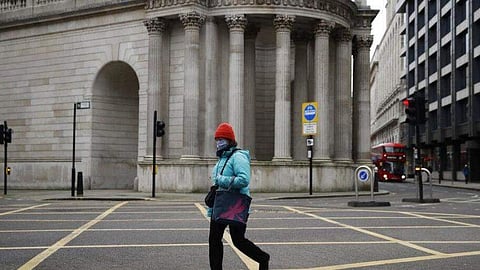 Permanent residency in Britain should be doubled; proposal in Parliament