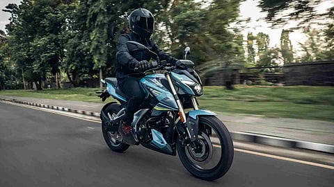 Bajaj Pulsar N160