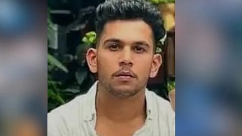 Young man who stabbed his father hangs himself at paleri