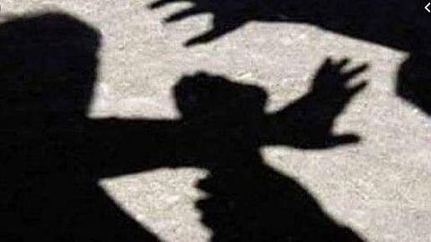 verbally abusing girl