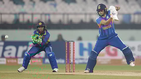 Shafali Verma batting