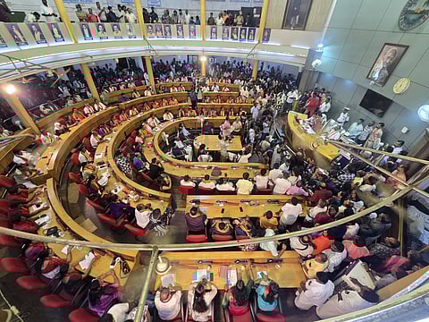 Oath in the name of gods in the Thiruvananthapuram Corporation cpm filed a complaint