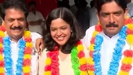 Pulickakandathel Family Extends Support to UDF in Pala Municipality