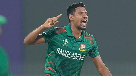 mustafizur rahman bowling