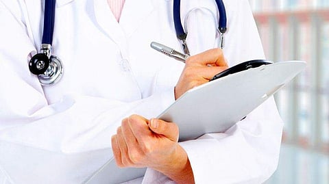 Doctor fined Rs 50,000 for spreading propaganda claiming Ayurvedic medicine for asthma