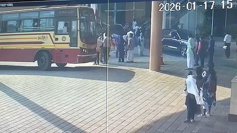 Toddler suffers from epilepsy during journey; KSRTC bus staff takes him to hospital