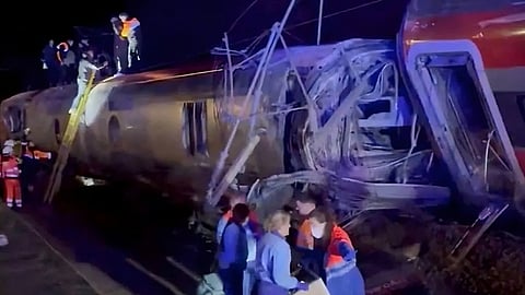 spain train crash cordoba 21 dead