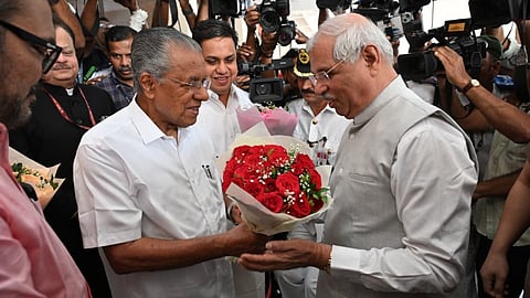 C M Pinarayi Vijayan, Governor Rajendra Arlekar