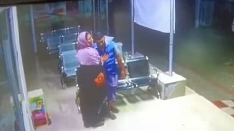 Complaint that patient died without treatment at government hospital