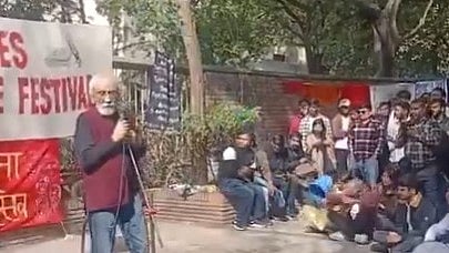 attack against  historian Prof. S. Irfan Habib at delhi university