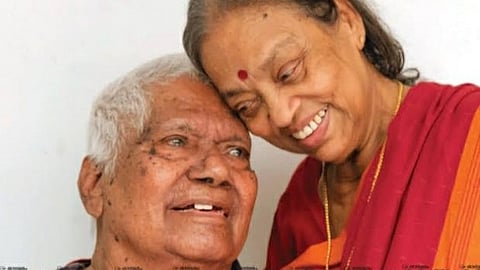 Drama actress Kalalayam Radha passes away