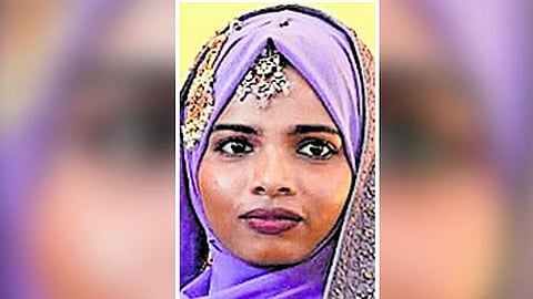 Six months after marriage; Newly wed in Changaramkulam commits suicide in her bedroom