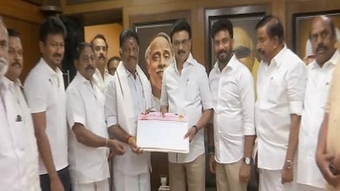 Former TN CM O.Panneerselvam joins DMK