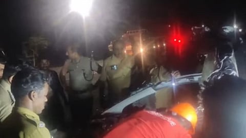 Six dead in two early morning accidents across the state