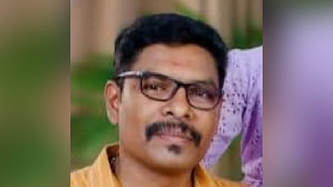 Father Dies After Allegedly Poisoning Children in Alappuzha.while the children remain in critical condition.