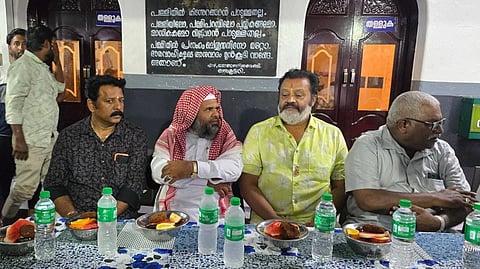 Union Minister of State Suresh Gopi participating in the fasting month in Thrissur, video