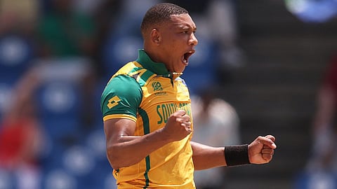 Ottniel Baartman wicket celebration