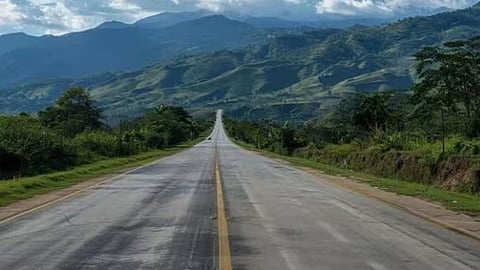 World's longest road is 30000 km long, has no cuts or U-turns