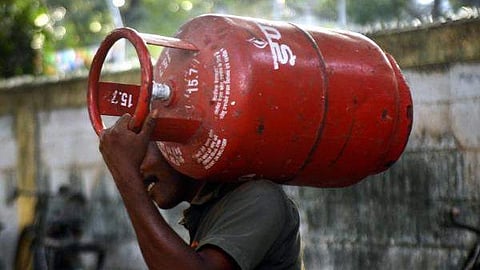 Give me a cooking gas cylinder and I can stay with my family at a resort in Munnar; Great offer