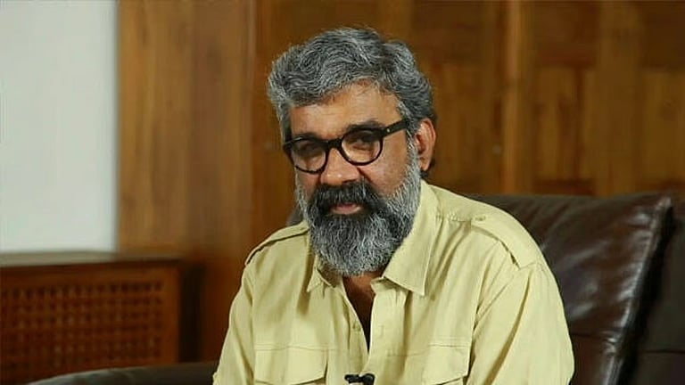 ലൈംഗിക പീഡന കേസ്: രഞ്ജിത്തിനൊപ്പം വാഹനത്തിലുണ്ടായിരുന്ന നടൻ ബോബി കുര്യനെ ചോദ്യം ചെയ്യും