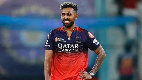 Nuwan Thushara in rcb kit
