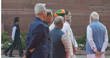 Prime Minister Narendra Modi rahul gandhi unofficial meet 