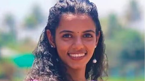 Accident while taking relative to hospital; young woman dies tragically