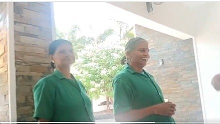 Haritha Karma Sena members return gold earrings found in garbage; Vasantha and Anitha are proud