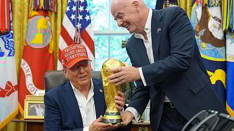 Donald Trump Gianni Infantino with world cup