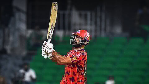 Khushdil Shah batting