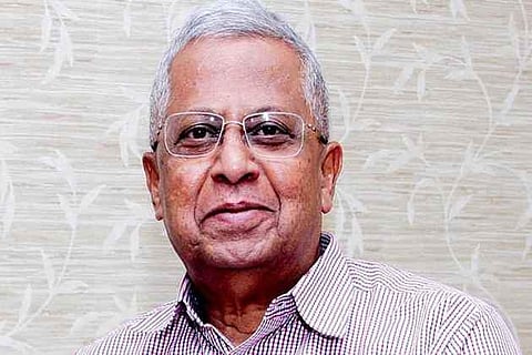 വര്‍ഷത്തിലൊരിക്കല്‍ പടക്കം പൊട്ടിക്കാനാവില്ല; ദിവസേനയുള്ള ബാങ്കുവിളിയോ?.; വിവാദ ട്വീറ്റുമായി തഥാഗത റോയ് വീണ്ടും