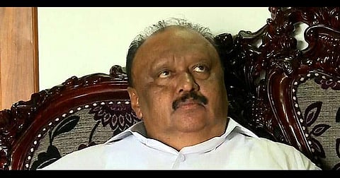 മന്ത്രി തോമസ് ചാണ്ടിയുടെ റിസോര്‍ട്ടിന് നഗരസഭയുടെ അന്ത്യശാസനം